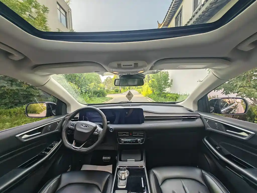 Ford Edge — миниатюра 18