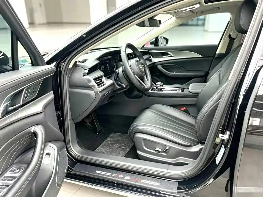 Hongqi Hongqi H5 — миниатюра 7