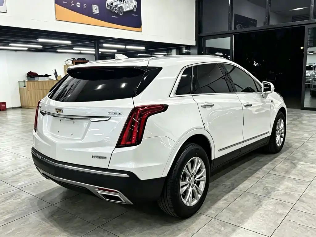 Cadillac XT5 — миниатюра 3
