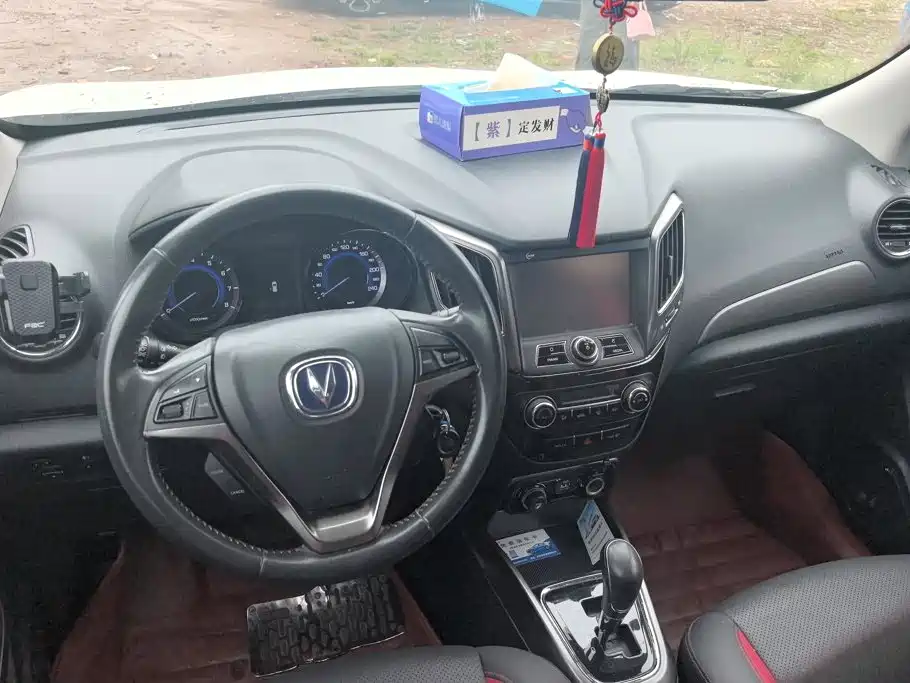 Changan CS15 — миниатюра 12