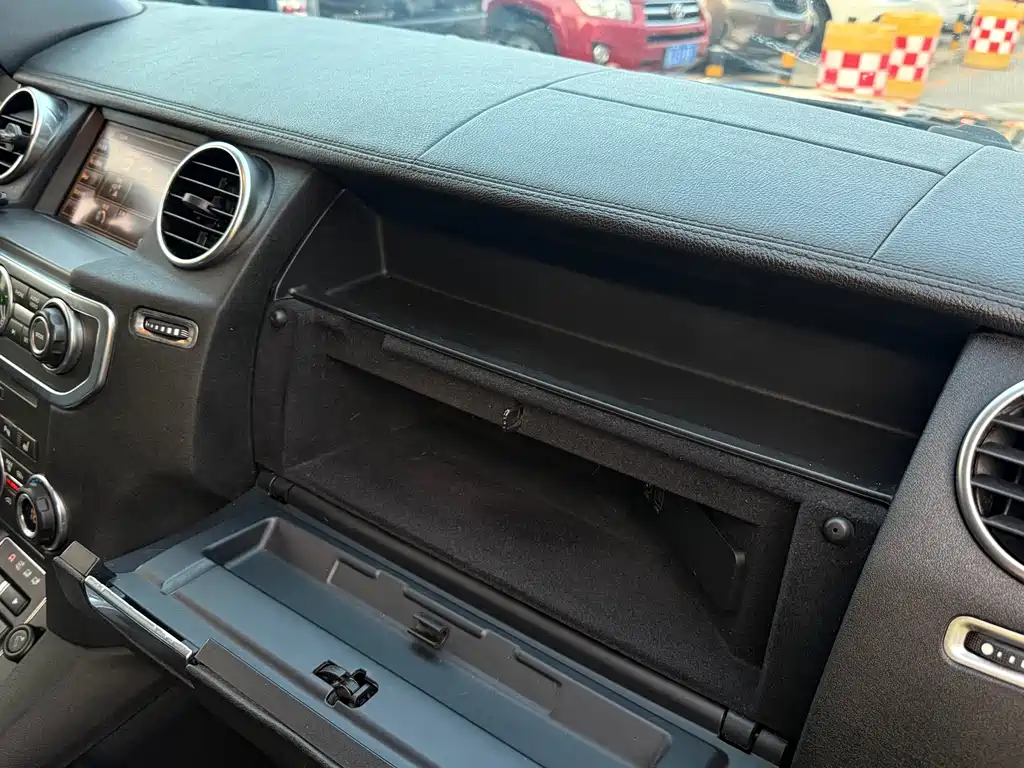Land Rover Discovery — миниатюра 15