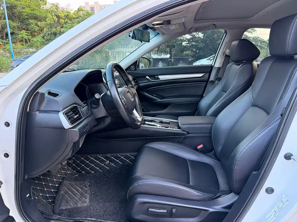 Honda Accord — миниатюра 4