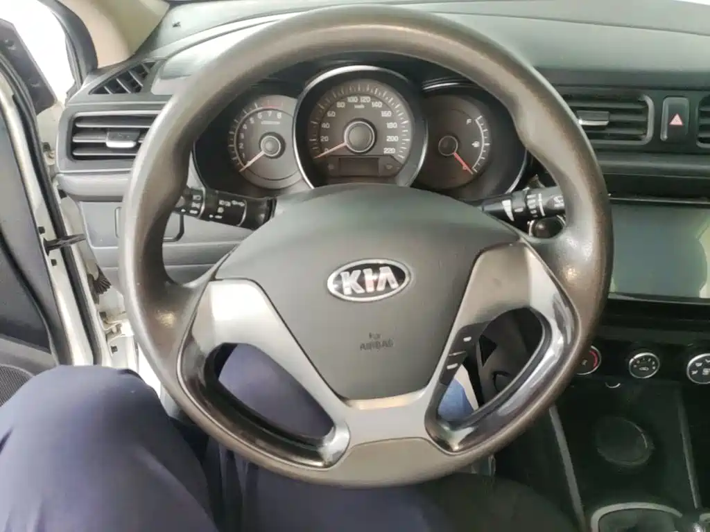 Kia K2 — миниатюра 11