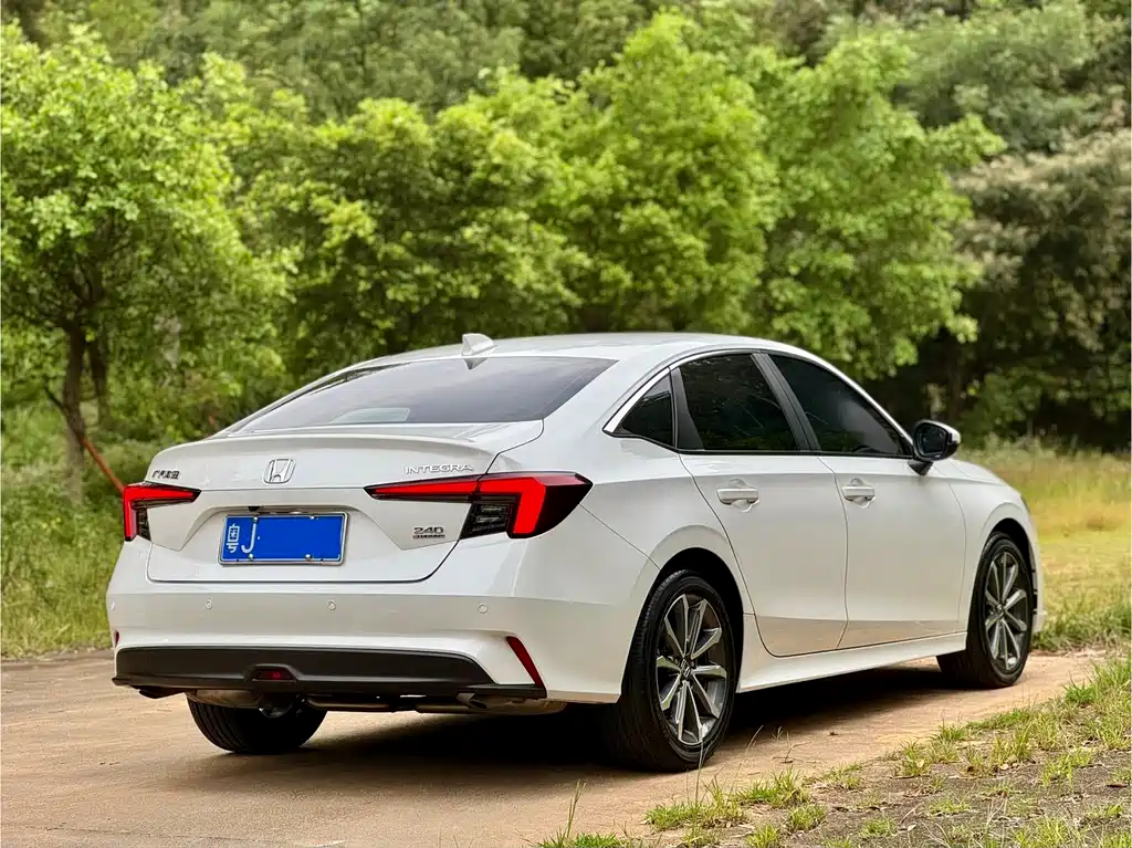 Honda Integra — миниатюра 6