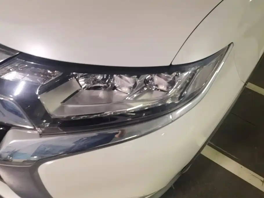 Mitsubishi Outlander — миниатюра 5