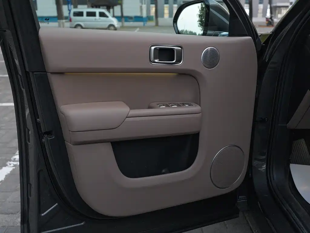 Li Auto Li L7 — миниатюра 12