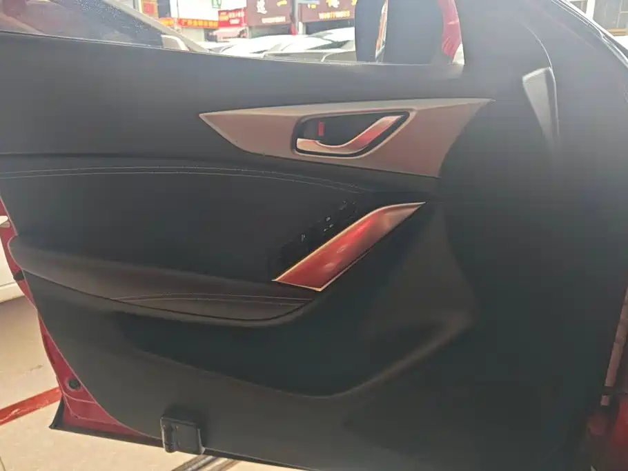 Mazda CX-4 — миниатюра 7