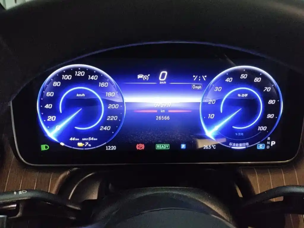Mercedes-Benz EQE — миниатюра 9