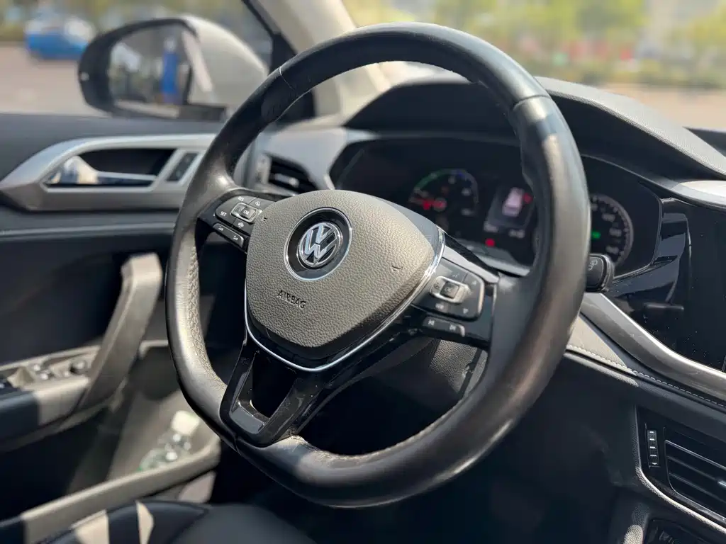 Volkswagen Tharu New Energy — миниатюра 17
