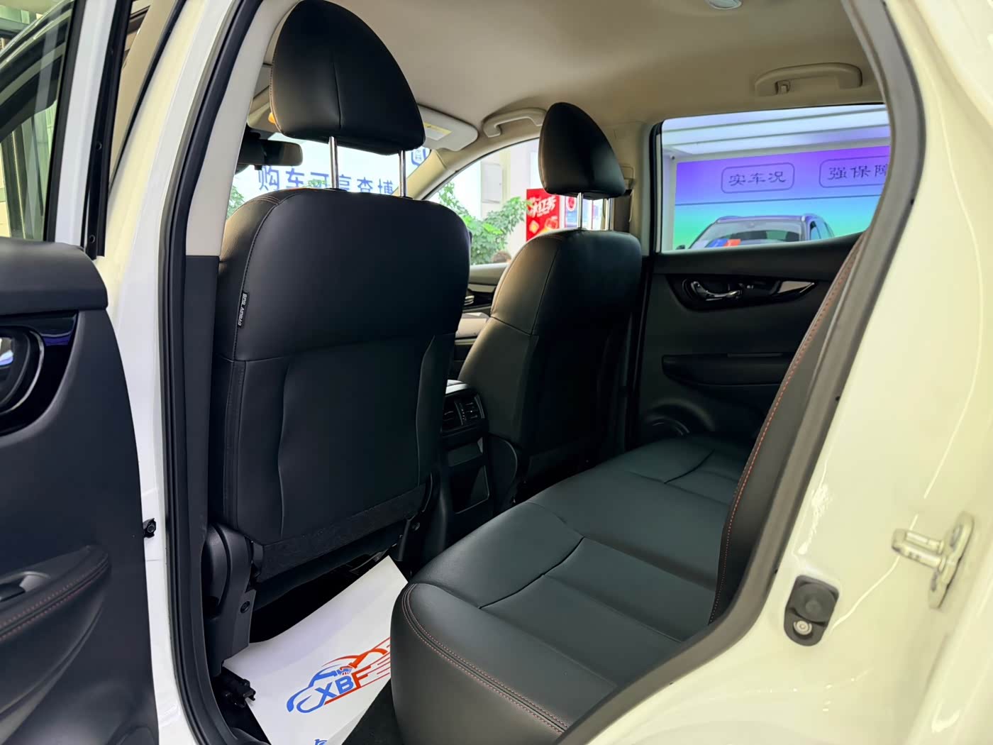 Nissan Qashqai 2.0 л 2023 г. Белый, пробег 23000 км