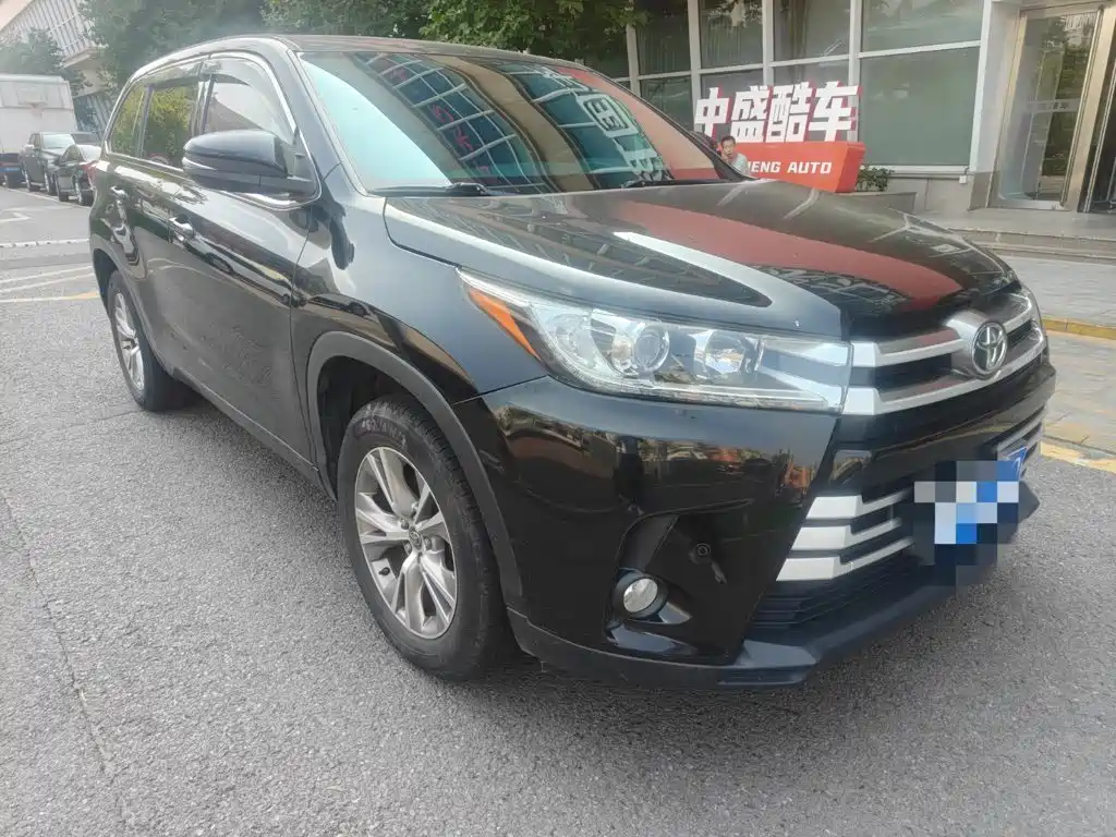 Toyota Highlander — миниатюра 2