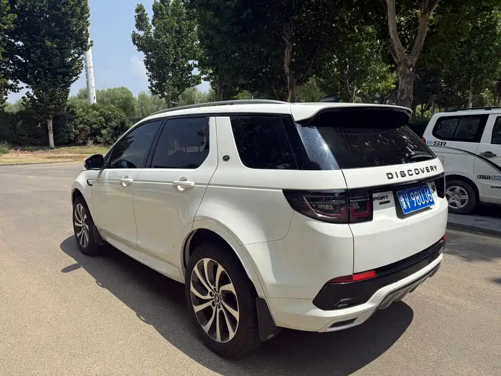 Land Rover Discovery Sport — миниатюра 9