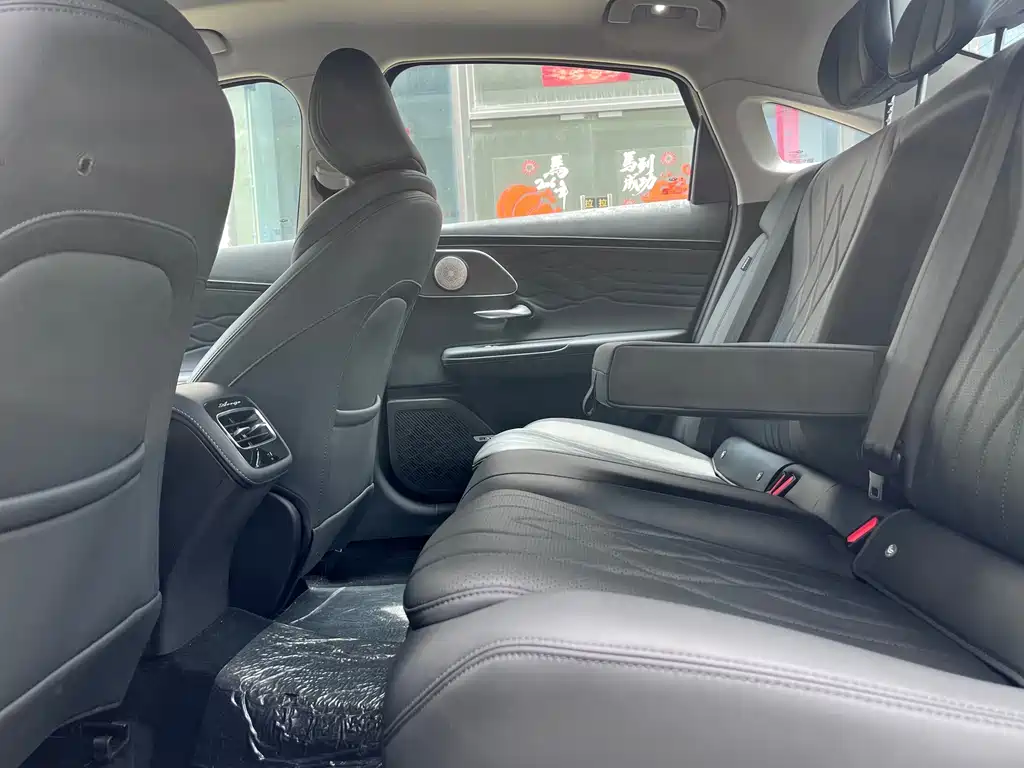 Chery Arrizo 8 PRO — миниатюра 8