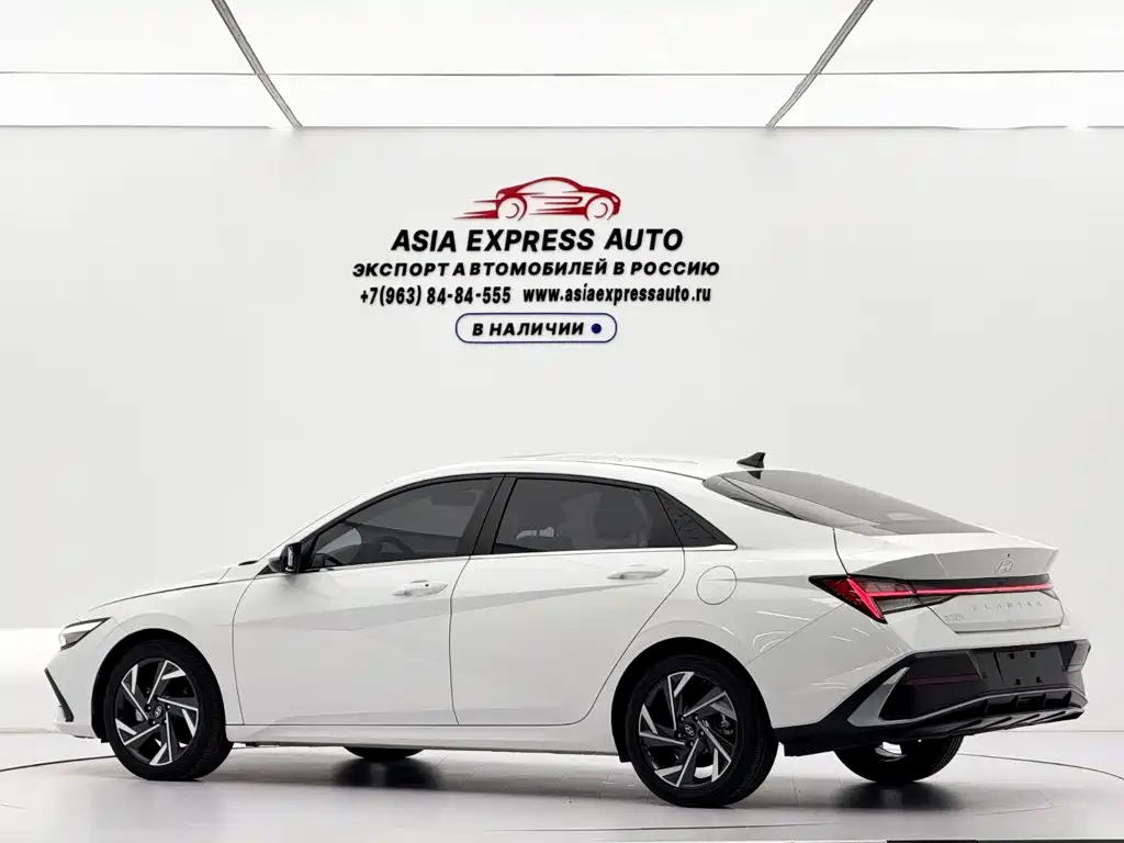 Hyundai Elantra — миниатюра 6