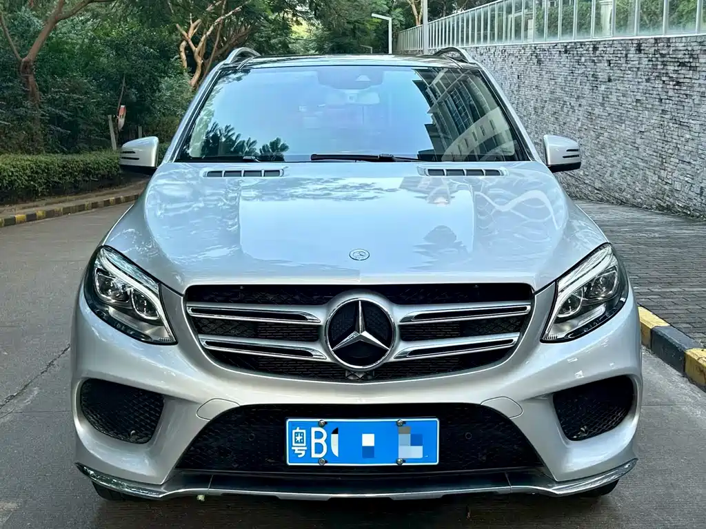 Mercedes-Benz GLE (Import) — миниатюра 2