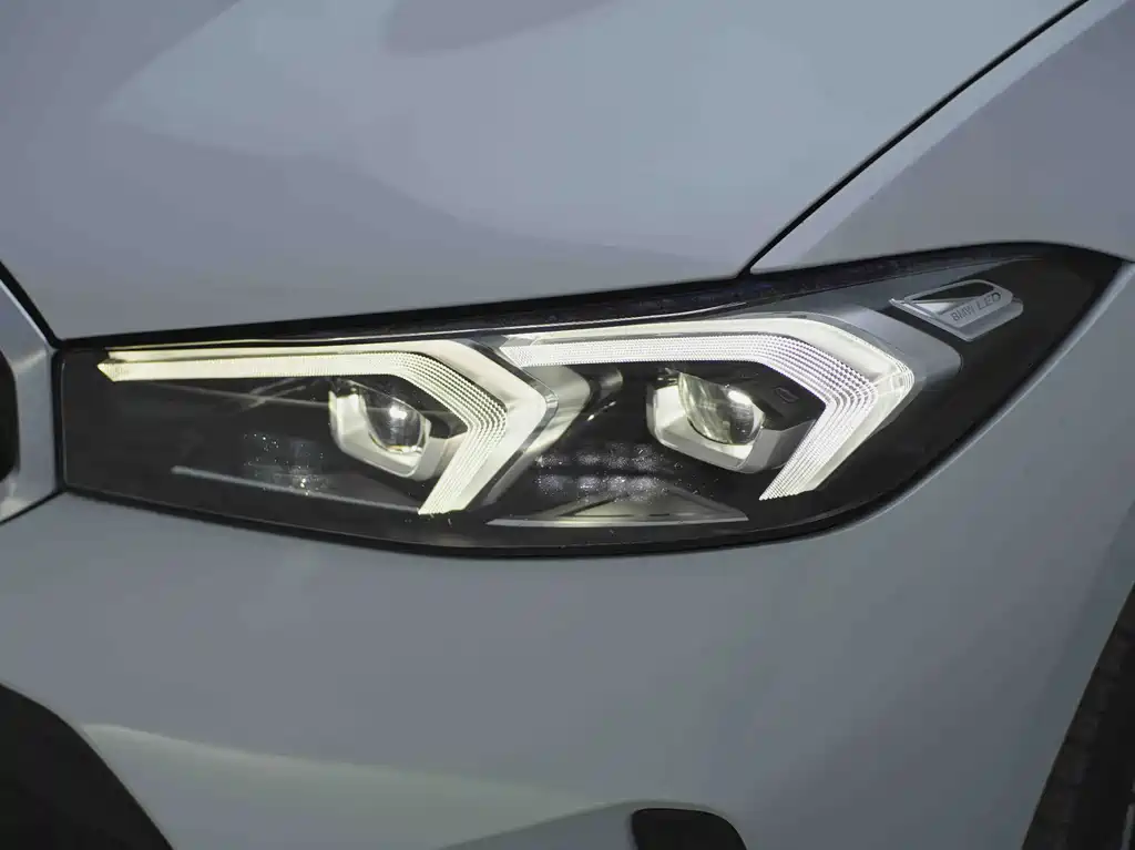 BMW 3 Series — миниатюра 19