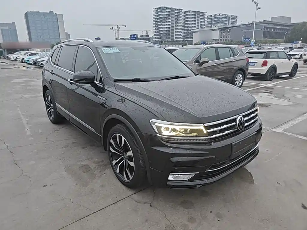 Volkswagen Tiguan L — миниатюра 4