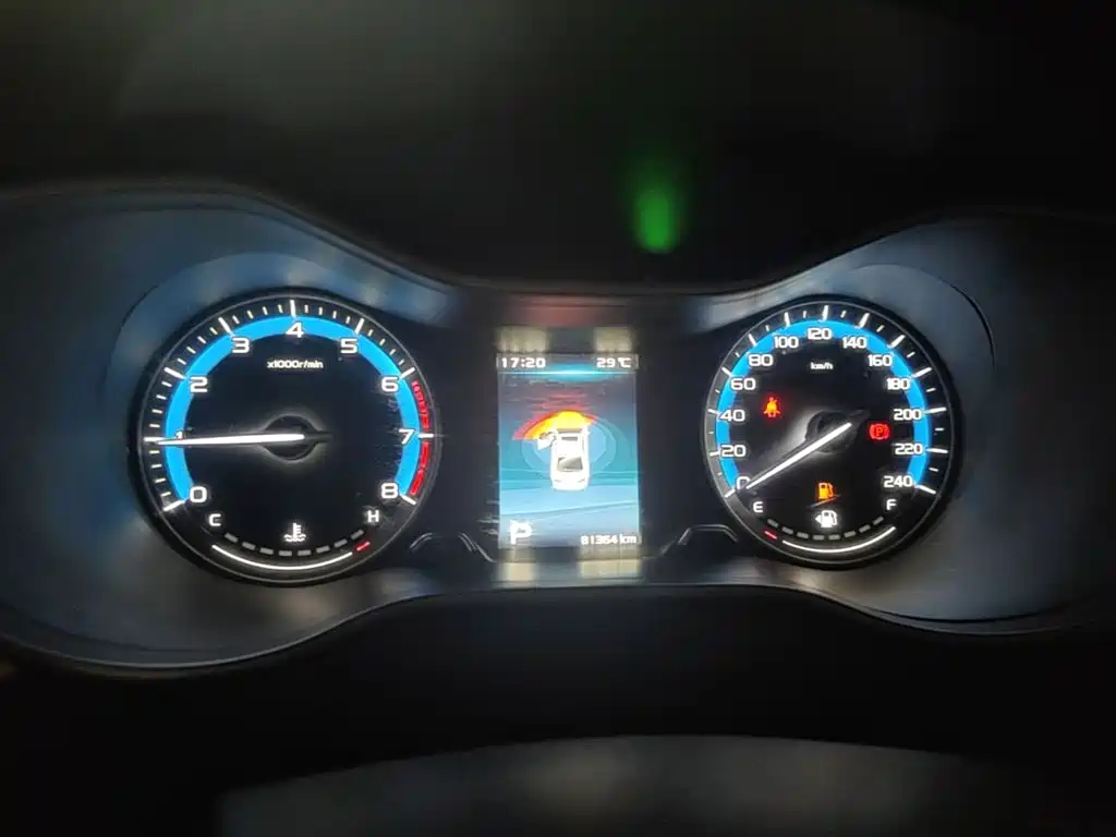 Geely Emgrand — миниатюра 14