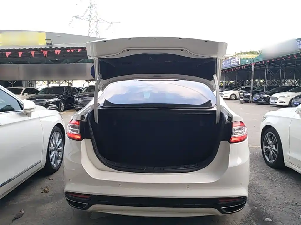 Ford Mondeo — миниатюра 19