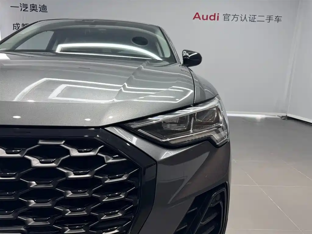 Audi Q3 Sportback — миниатюра 15