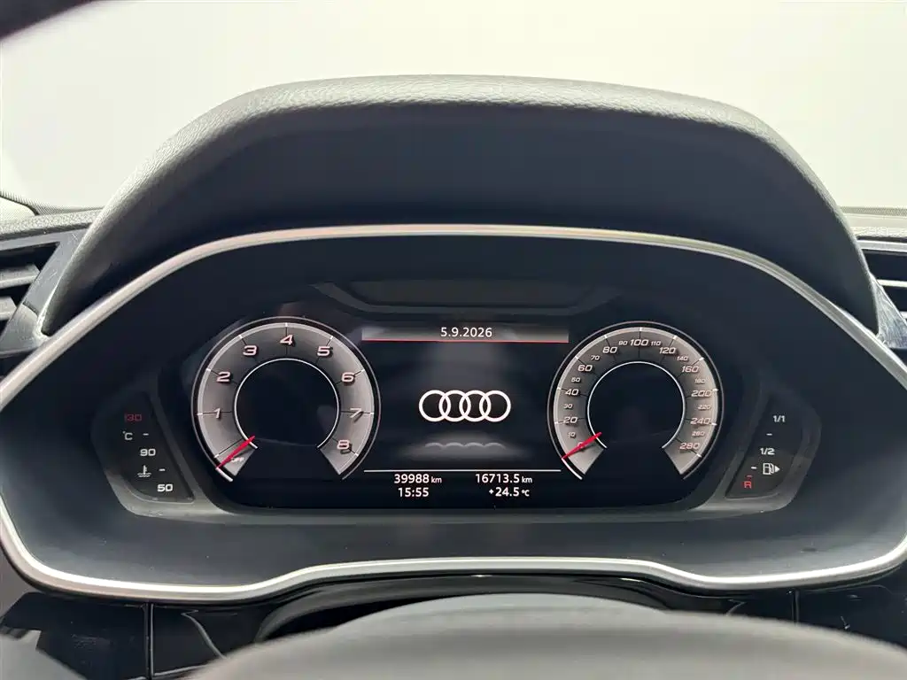 Audi Q3 Sportback — миниатюра 10
