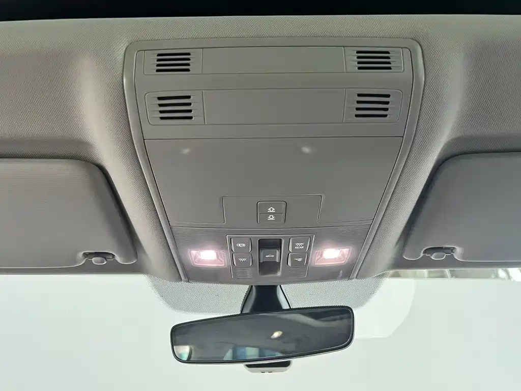 Volkswagen 迈腾 PHEV — миниатюра 17