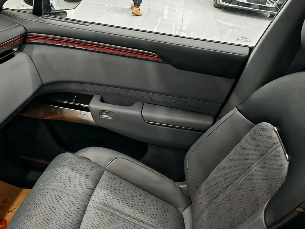 ZEEKR EXTREME KRYPTON 7X