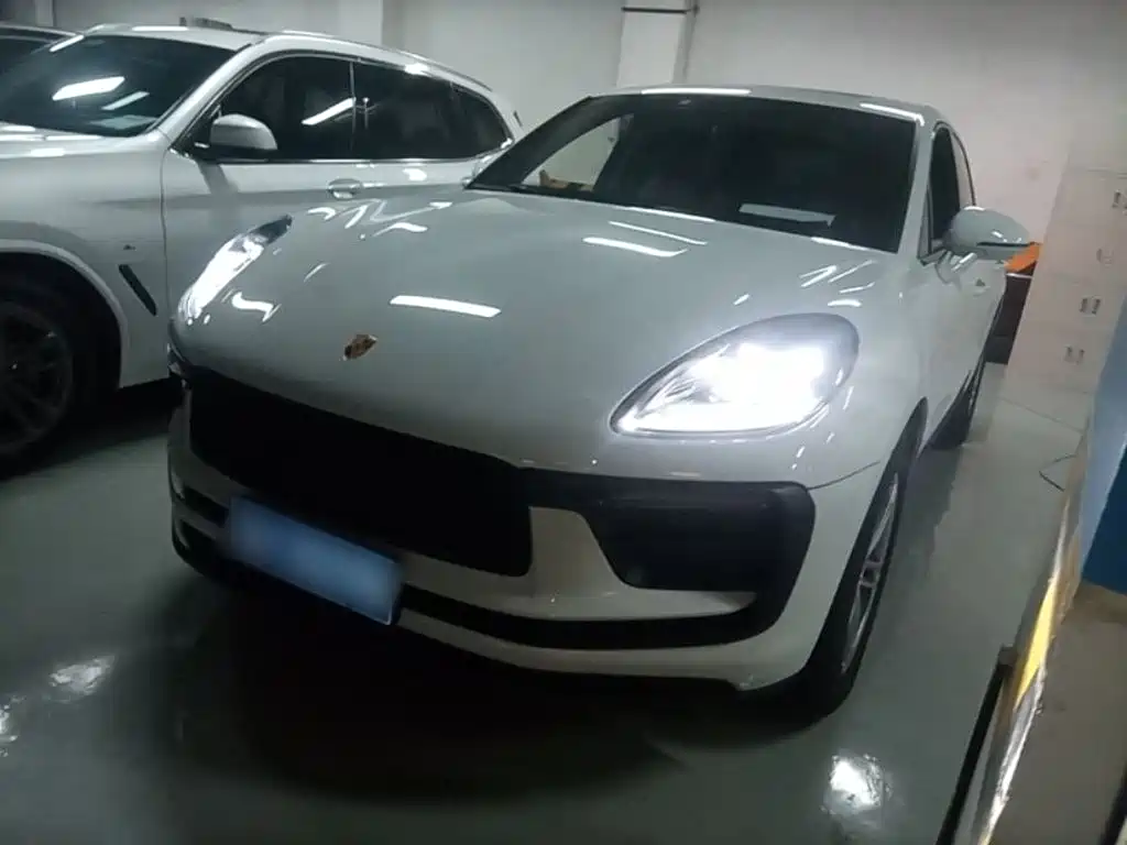Porsche Macan — миниатюра 2