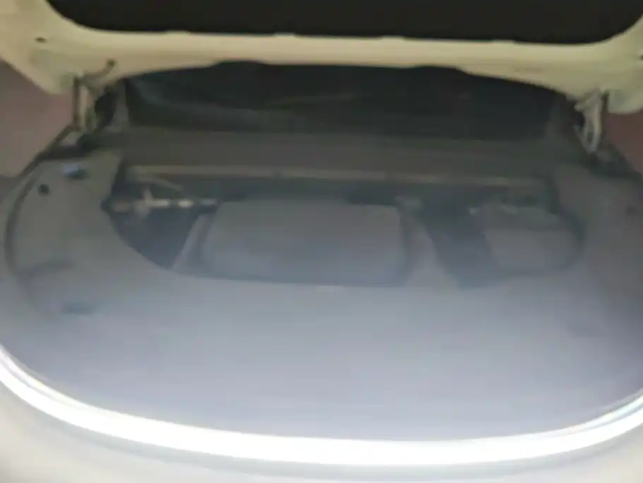 Li Auto Li L7 — миниатюра 10