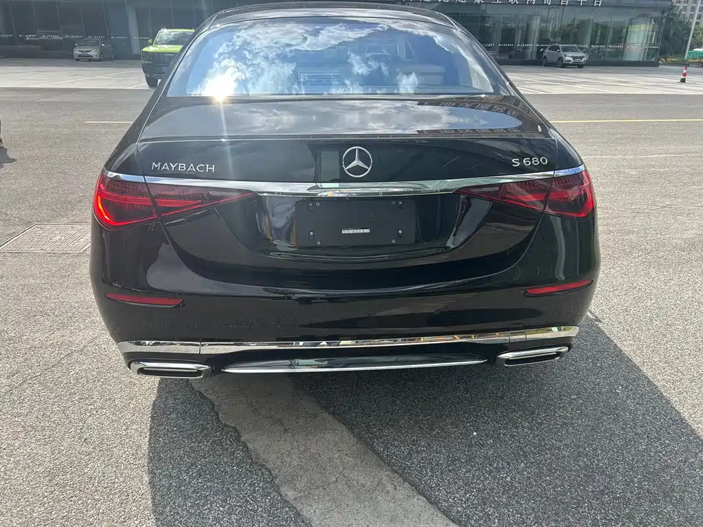 Mercedes-Benz S-Class — миниатюра 8