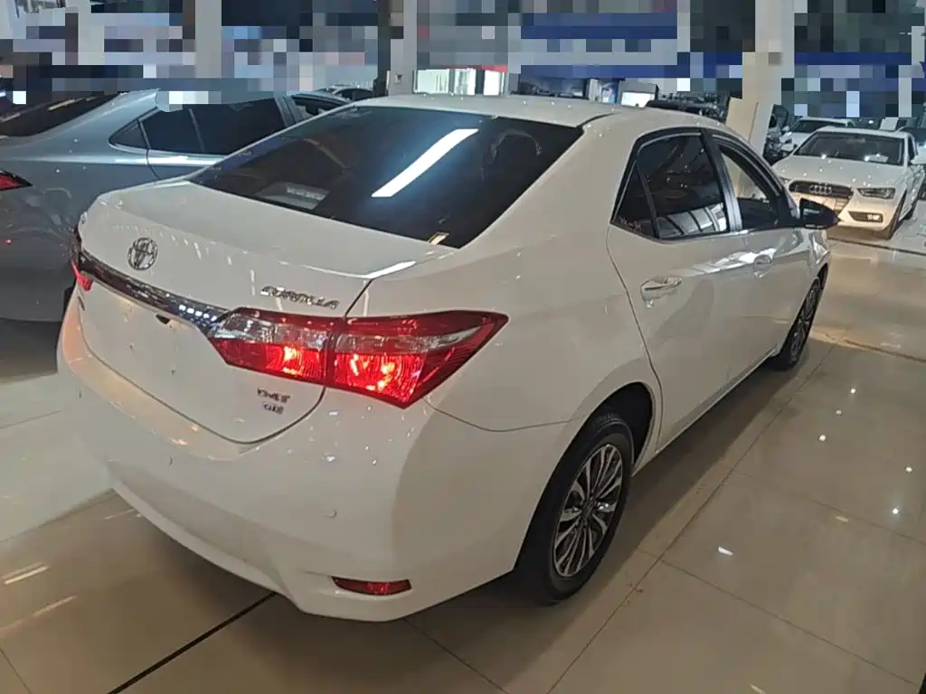Toyota Corolla — миниатюра 7