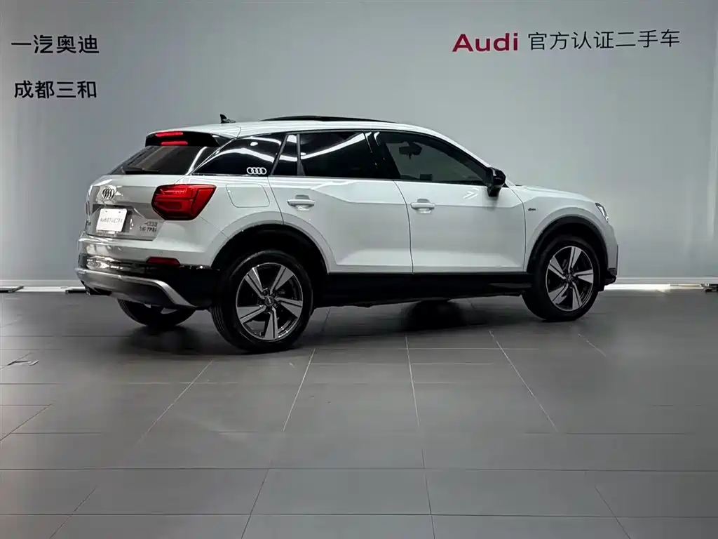 Audi Q2L — миниатюра 4