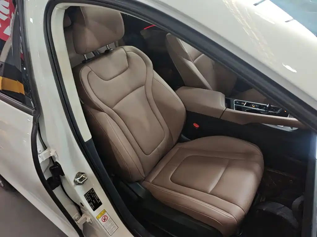 Bestune B70 — миниатюра 25