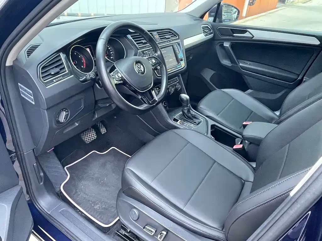 Volkswagen Tiguan — миниатюра 4