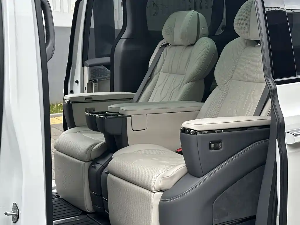 ZEEKR EXTREME KRYPTON 009