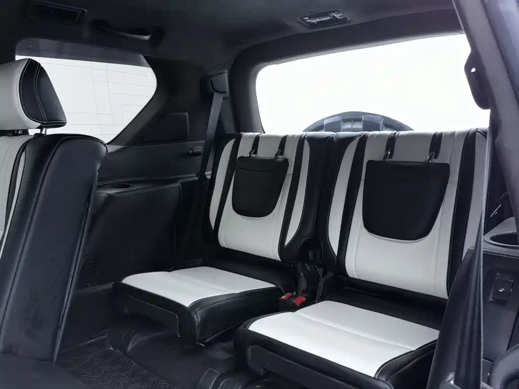 Toyota Land Cruiser Prado 2010 4.0L AT VX