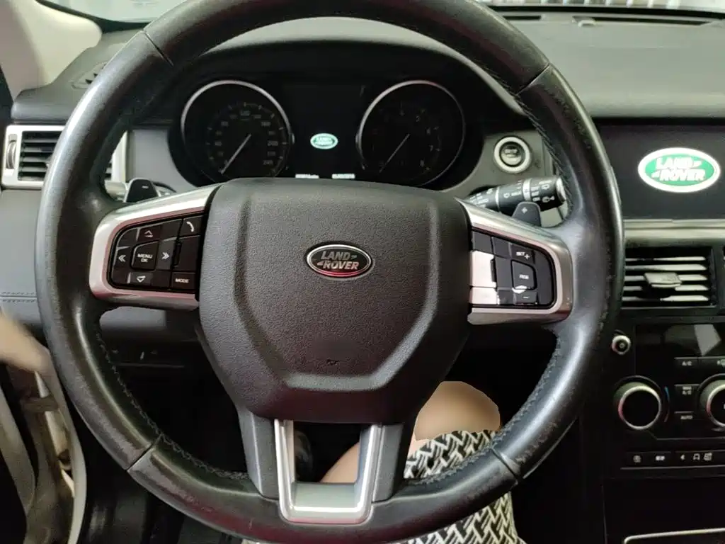 Land Rover Discovery Sport — миниатюра 11