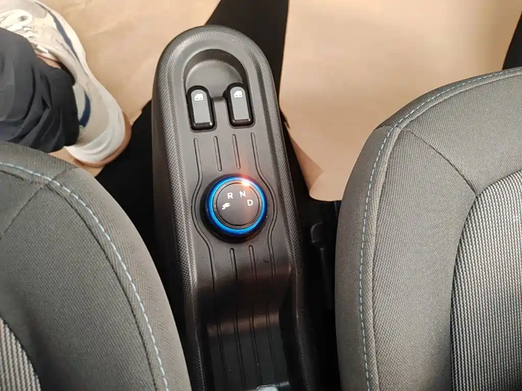 Wuling MINIEV — миниатюра 14