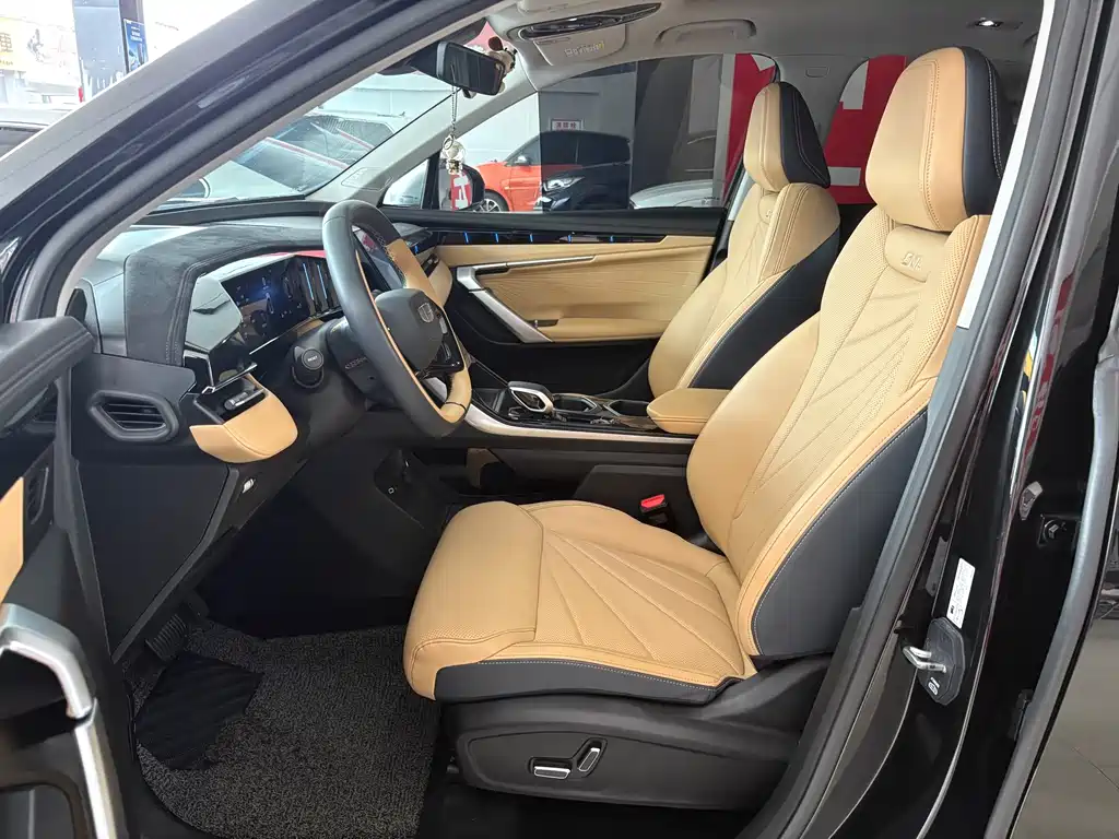 Geely Boyue L — миниатюра 4
