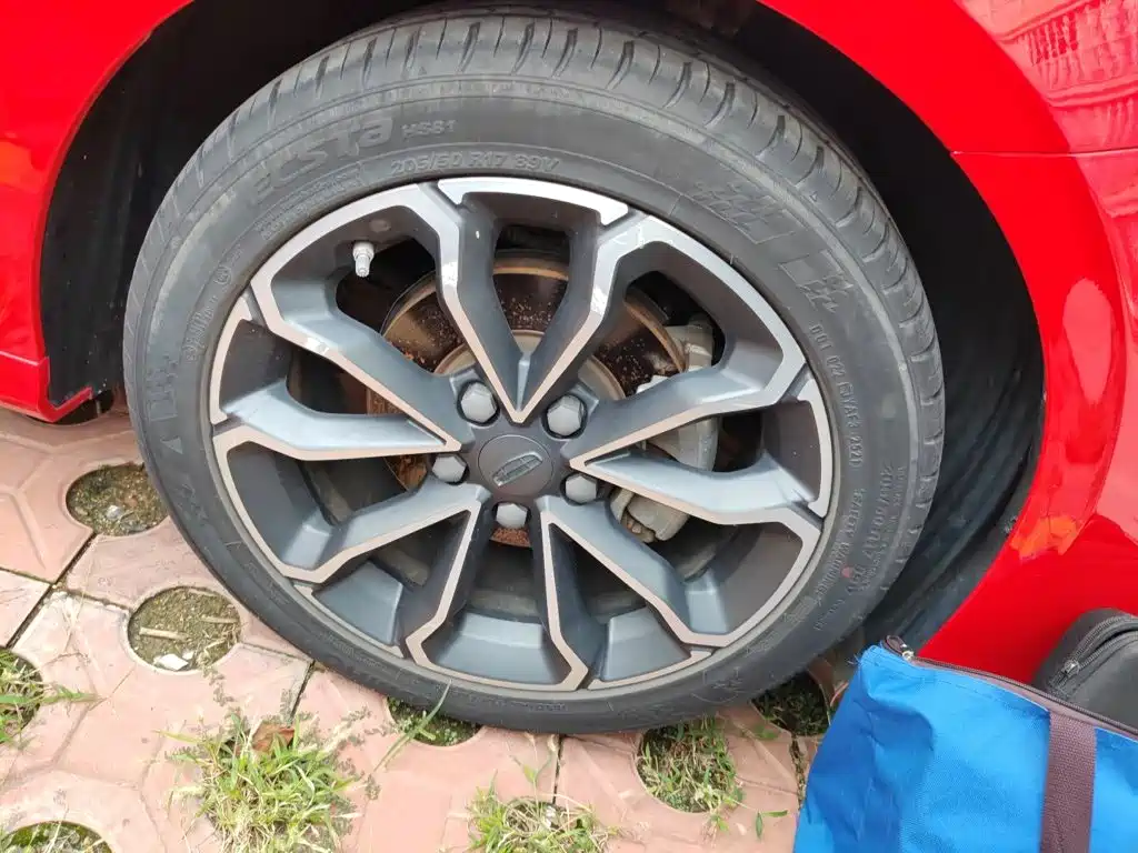 Geely Binrui — миниатюра 8