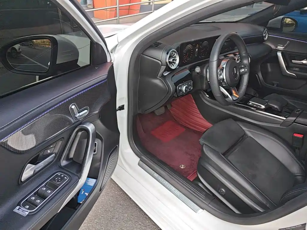 Mercedes-Benz A-Class — миниатюра 16