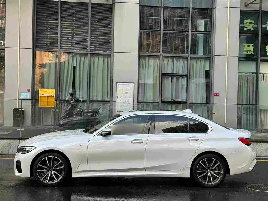BMW 3 Series — миниатюра 2