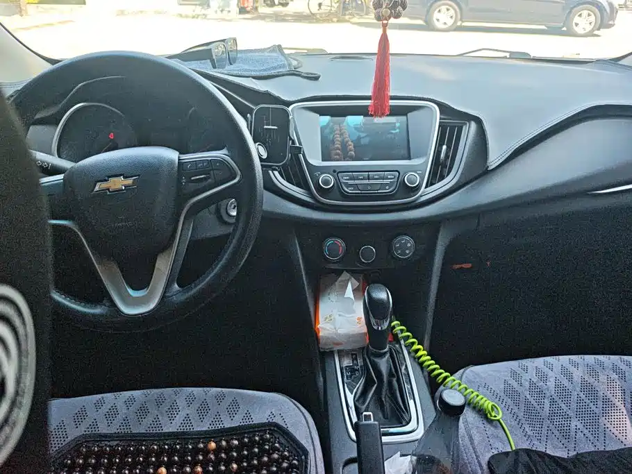 Chevrolet Cavalier — миниатюра 12
