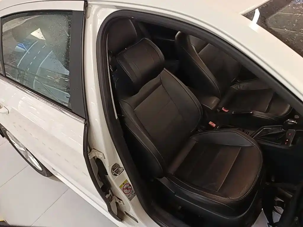 Volkswagen Lavida — миниатюра 25