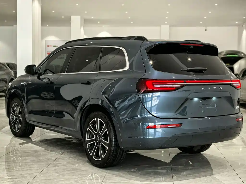 AITO ASK THE WORLD M7