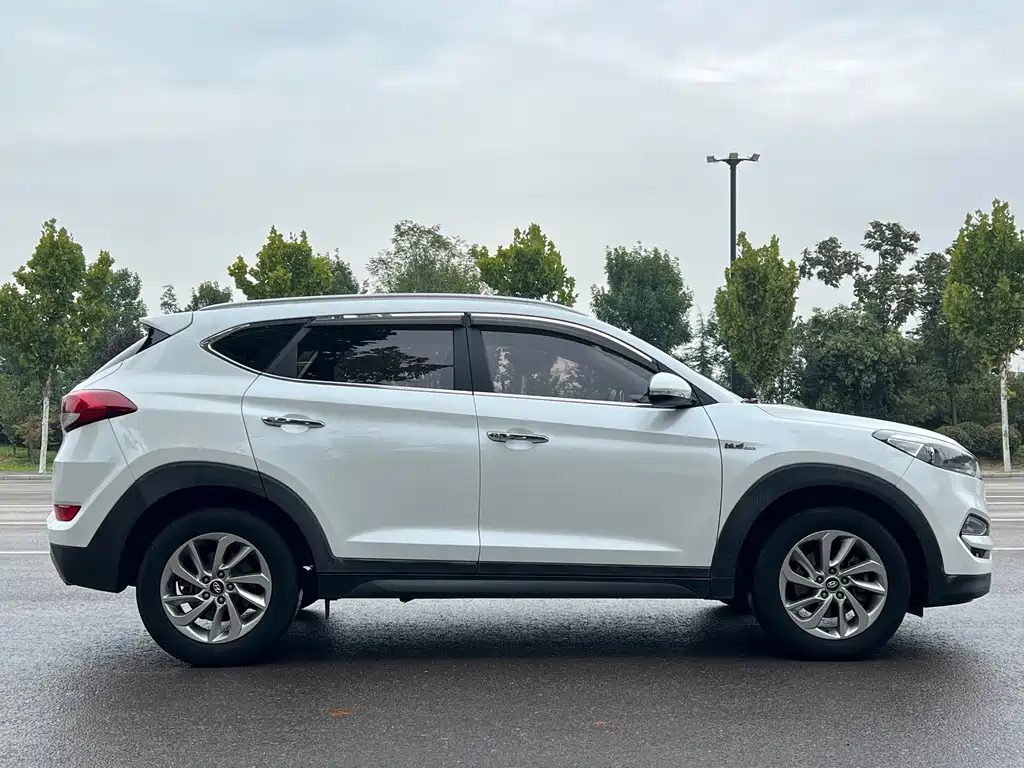 Hyundai Tucson — миниатюра 6