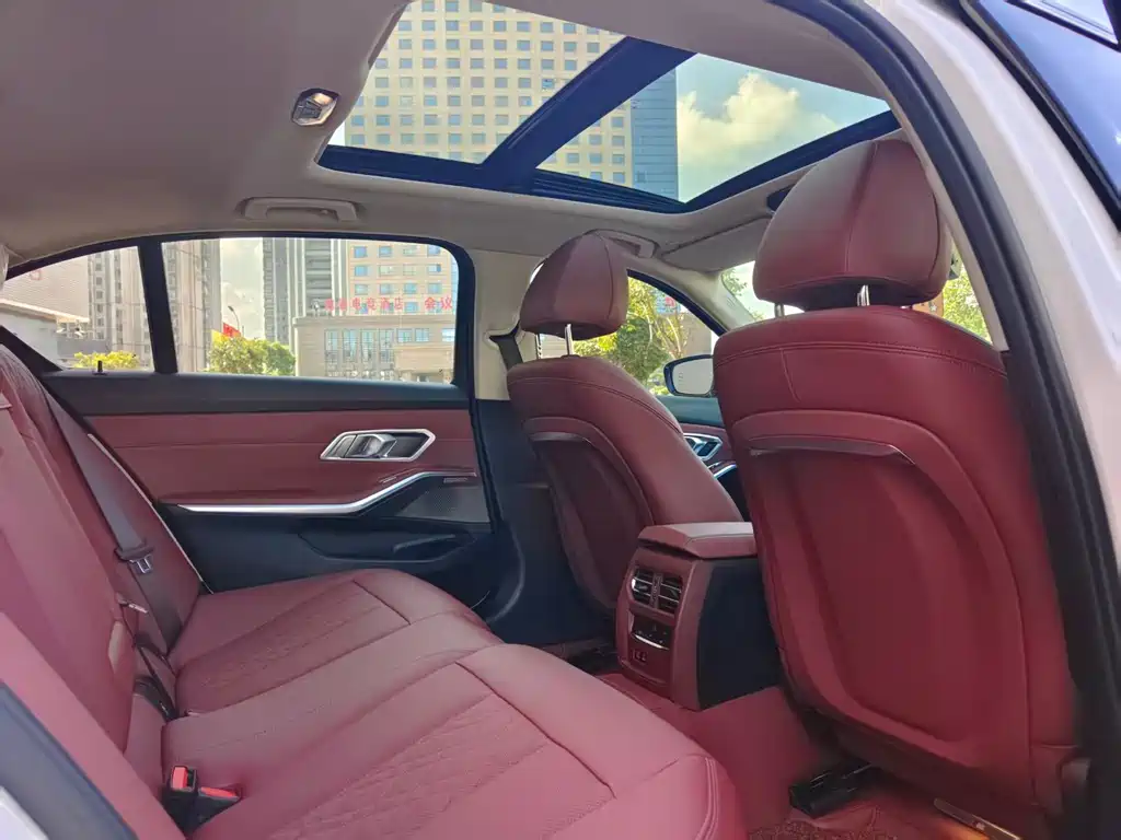 BMW 3 Series — миниатюра 10