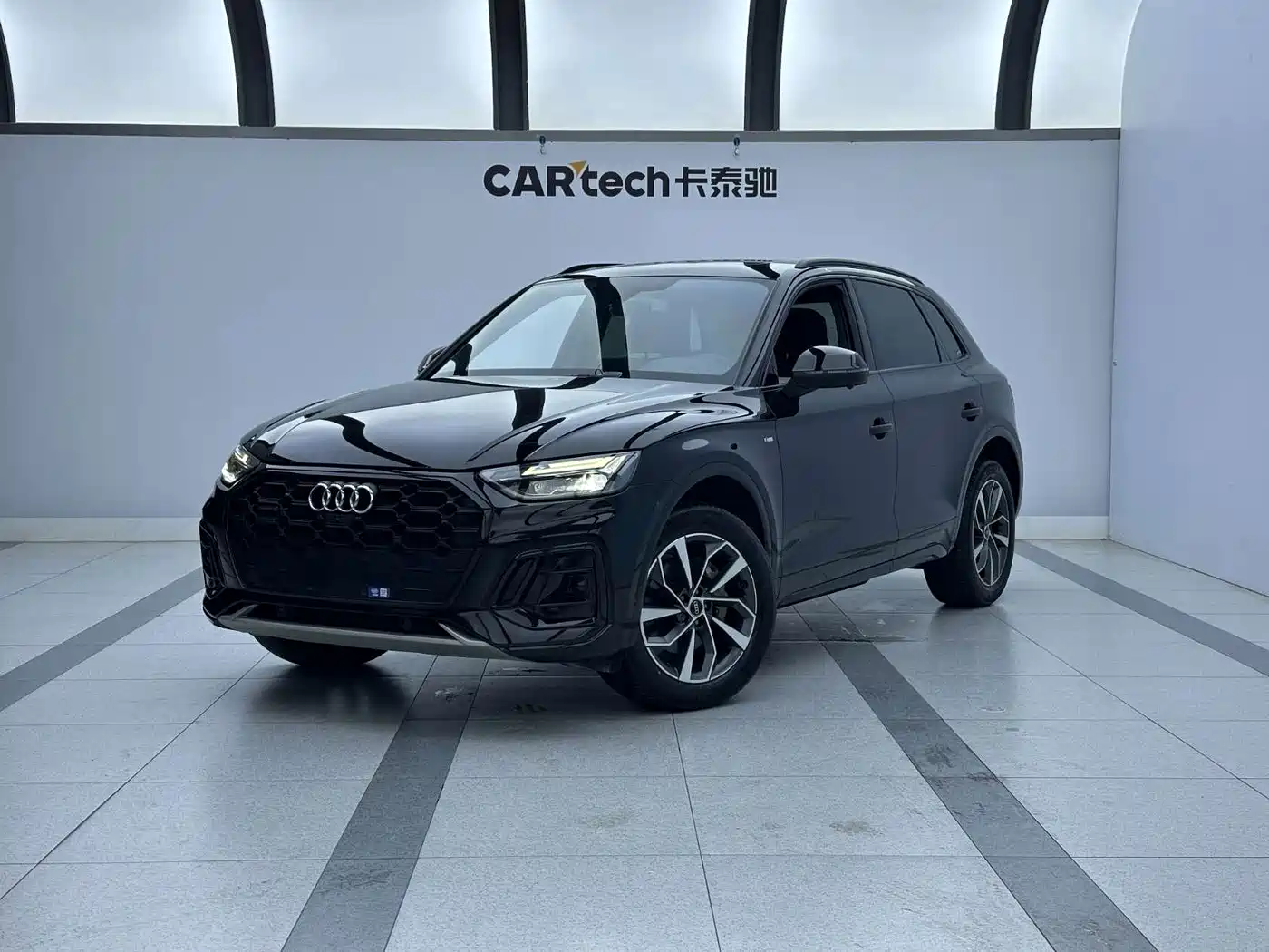 奥迪Q5L 2023款 40T 豪华动感型 2023