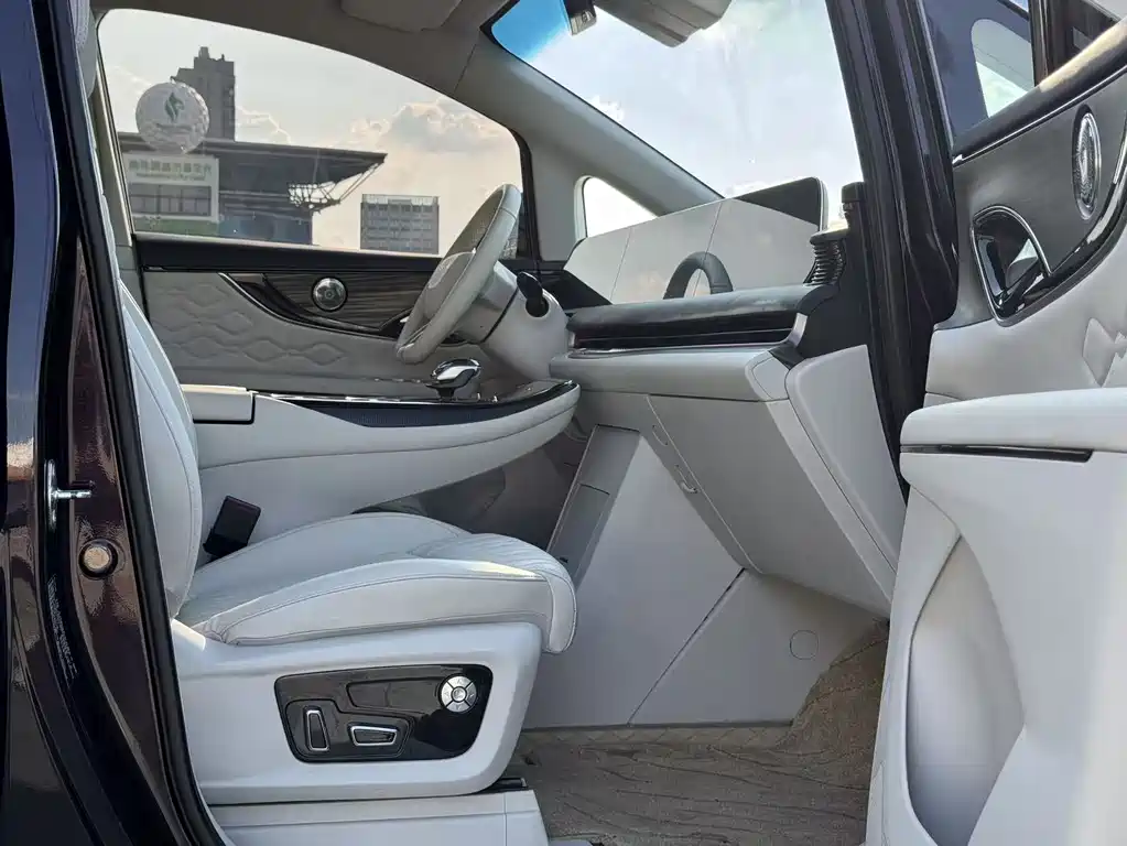 Fengxing Xinghai V9 — миниатюра 10