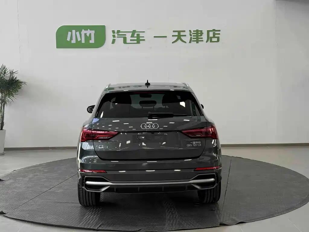 Audi Q3 — миниатюра 5
